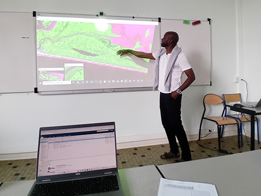 Séminaire scientifique sur le thème de la télédétection et de la gestion des écosystèmes de mangrove (site INSPE de Metz-Montigny)